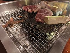 -肉甲韩国木炭烤肉(新壹街1店)