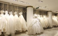 点击看大图 -GRACE KELLY婚纱与礼服(北京店)