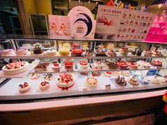 -巴黎贝甜(大宁国际商业广场店)