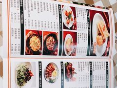 -新大咀港式茶餐厅(宝山万达店)