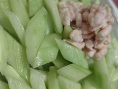 胡椒油青瓜桃仁-椒爱水煮鱼川菜(月星环球港店)