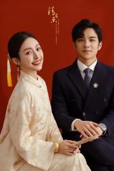 -MAO亲爱的猫婚纱摄影工作室