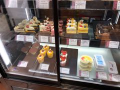-苹果花园(龙漕路店)