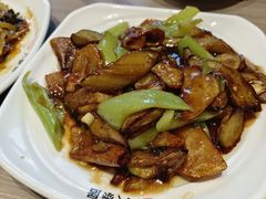 -六泰居·尔滨地标·东北菜(泰山路店)