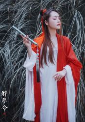 -三河市薇拉风情婚纱摄影店