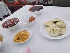 -陈寔包子王·卤煮小肠·京味小吃(龙潭店)