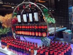 -V-ONE西雅图海鲜自助餐厅(仓山万达广场店)