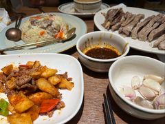 -贯贯吉·清真餐厅(浙江中路店)