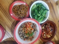 -老三样·美食研究中心(世贸路店)