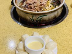-东巴谷野生菌火锅餐厅