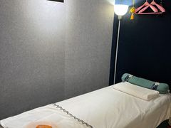 -麻麻手推拿