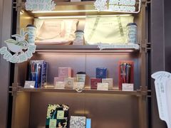 -霸王茶姬(长沙湖南大学登高路店)