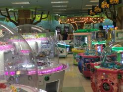 -莫莉幻想儿童乐园(武汉金银潭永旺店)