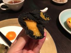 黑金流沙包-万丽轩·粤菜(王府井金茂万丽酒店)