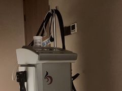 -灸春堂·艾灸·痛症·整脊连锁(之江银泰店)