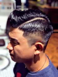 -TWOFACE 双面理发馆