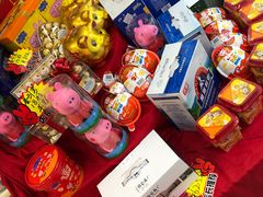 -全家便利店(洛川东路店)