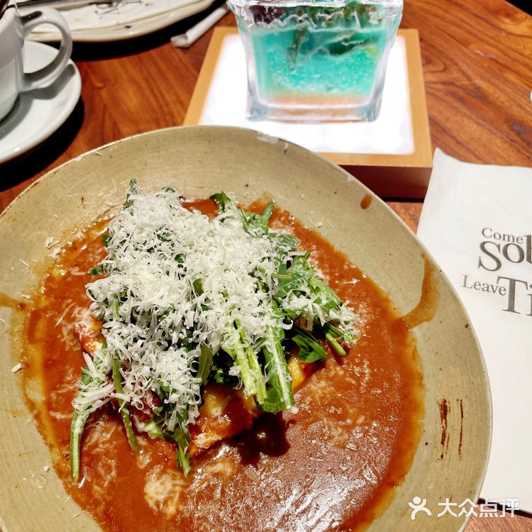 跟男朋友约会啦这家西餐厅太浪漫了!