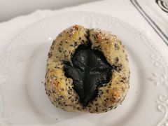 黑芝麻炸弹-熊叔熊婶面包房(团结湖店)