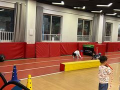 -悦动体能篮球羽毛球网球(三里河店)