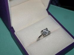 iphone_upload_pic-威德钻石-克拉钻大本营(南京东路店)