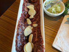 -炼火烤肉店
