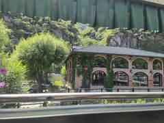 -北京水岸山吧度假村(雁栖镇店)