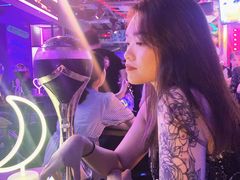 -UP嘻哈酒吧(粉巢店)