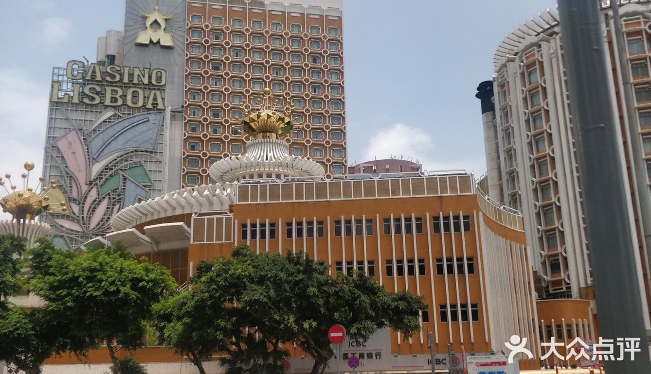 沿着大皇宫里面可以到车站