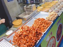 自助取餐区-泰龙城小吃街