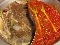 -沸炉重庆老火锅(军事博物馆店)