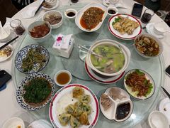 生煎馄饨-小实惠嘉(威海路店)