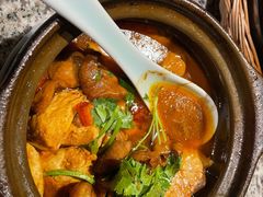 肥肠臭豆腐砂锅-南京大牌档(香港广场店)