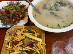 -苗湘食府(十年店)