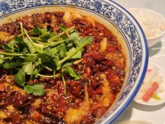 老碗鱼-清真·拉菲尔鱼庄·家常菜(钟楼回民街店)