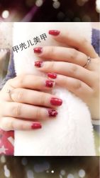 一款女人味十足的美甲-甲壳儿美甲美睫