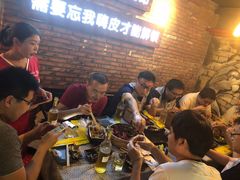 等位区-云晓光头烧烤吧(盛夏店)
