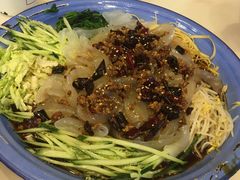 -闯关东东北农家菜(崂山石老人店)