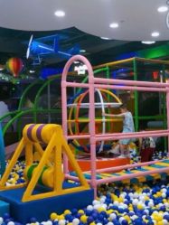 -菲菲羊乐园(临平银泰城店)