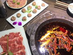 -红九格老火锅(三峡广场店)