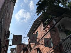 -梁阿婆廿年老牌扣肉糯米饭