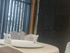 -鱼鲜饭香·招牌汽锅剁椒鱼头王