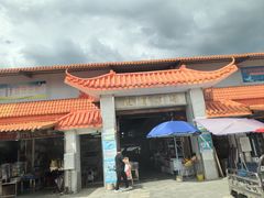 -霞涌市场海鲜摆卖区