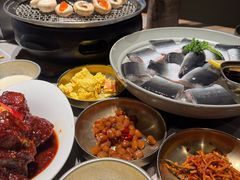 -草家酱蟹炭火烤肉店(珲春南路一店)