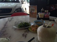 -新峰肉骨茶
