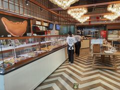 面包甜点陈列柜-牛角村(大族广场店)