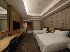 -南阳建业森林半岛假日酒店