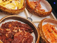 -蓉城四海黑牛烤肉海鲜自助餐厅(宜兴宝龙店)