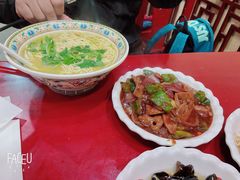 -金杨拉面王小吃面馆·牛三宝面·红烧牛肉粉