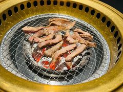 -山川小町·极番烧肉(新地假日广场店)